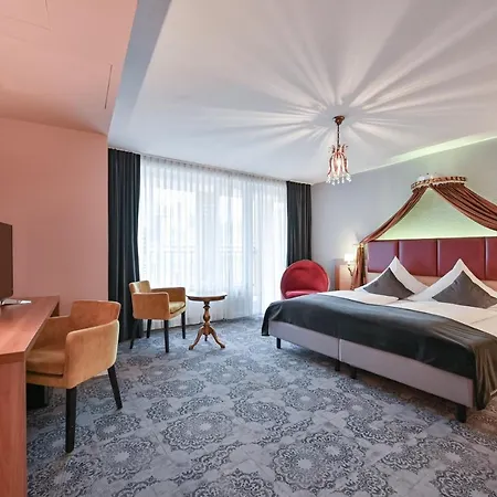 Sonne Hotel