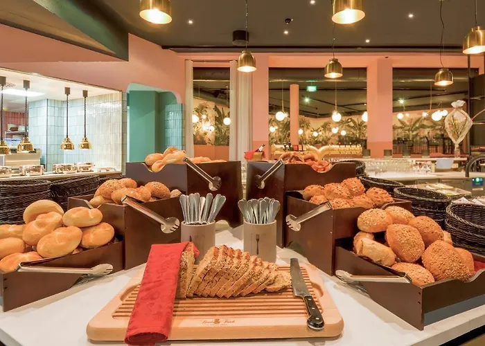 索内酒店 4* 福森