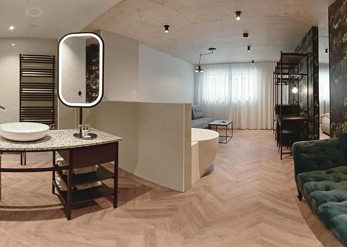 索内酒店 酒店 4*